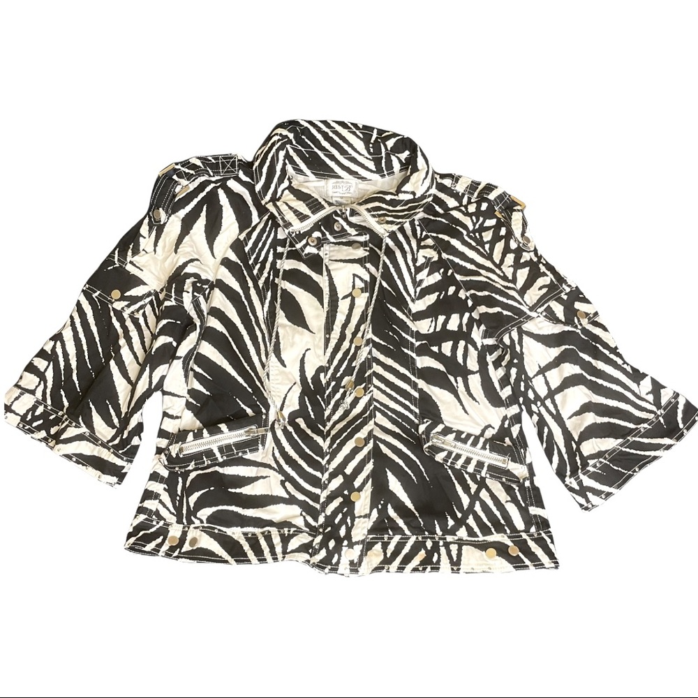 Just B Size M Girls Jacket Black and White
